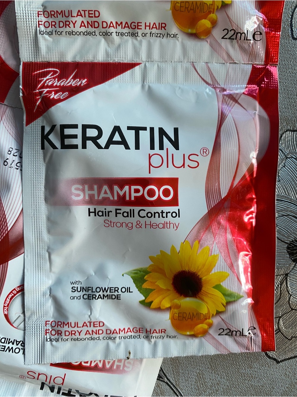 KERATIN Shampoo Hair Fall Control - Red & White